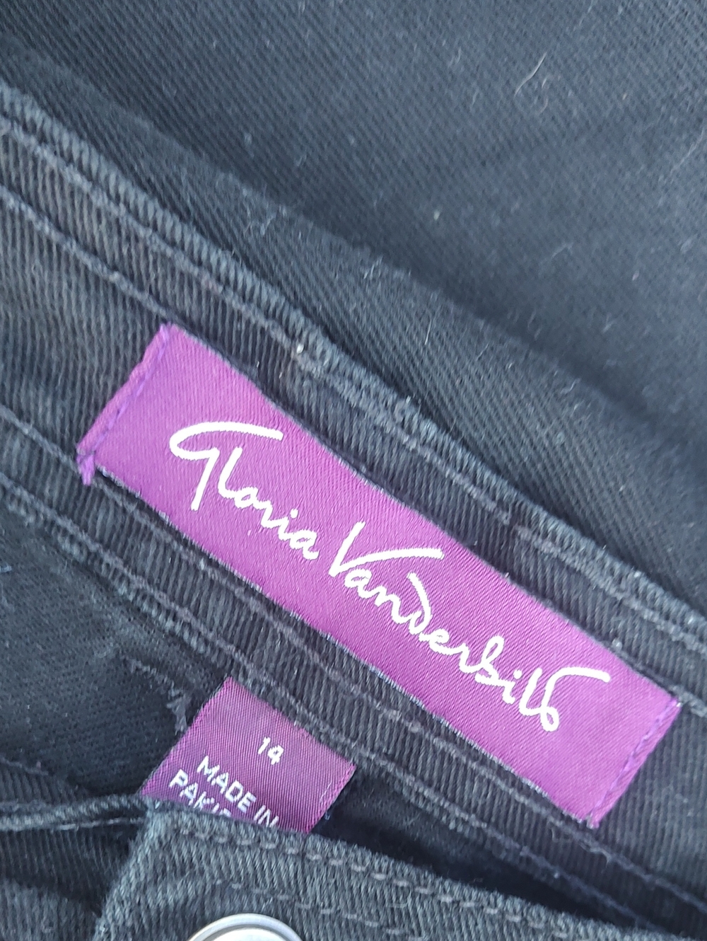 Gloria Vanderbilt Black//Jeans - Picture 9 of 10